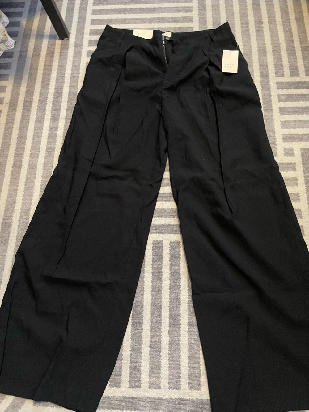 Old Navy Black Wide-Leg Trousers